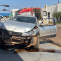 Ambulância do SAMU é atingida por veículo em cruzamento no centro de Juína